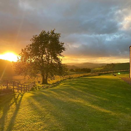 Ladyurd Farmhouse West Linton Exterior foto